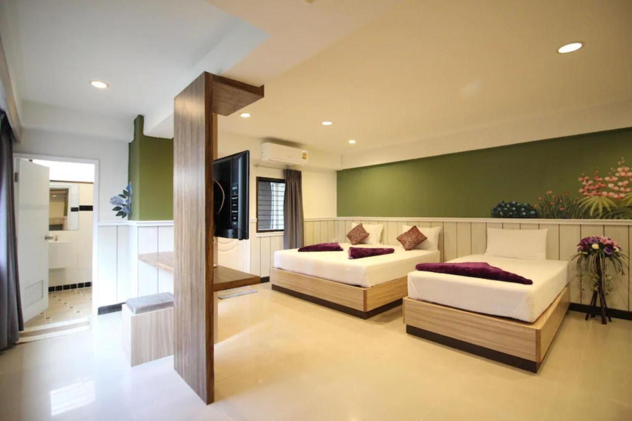 Kaya Place Bangkok Exterior photo