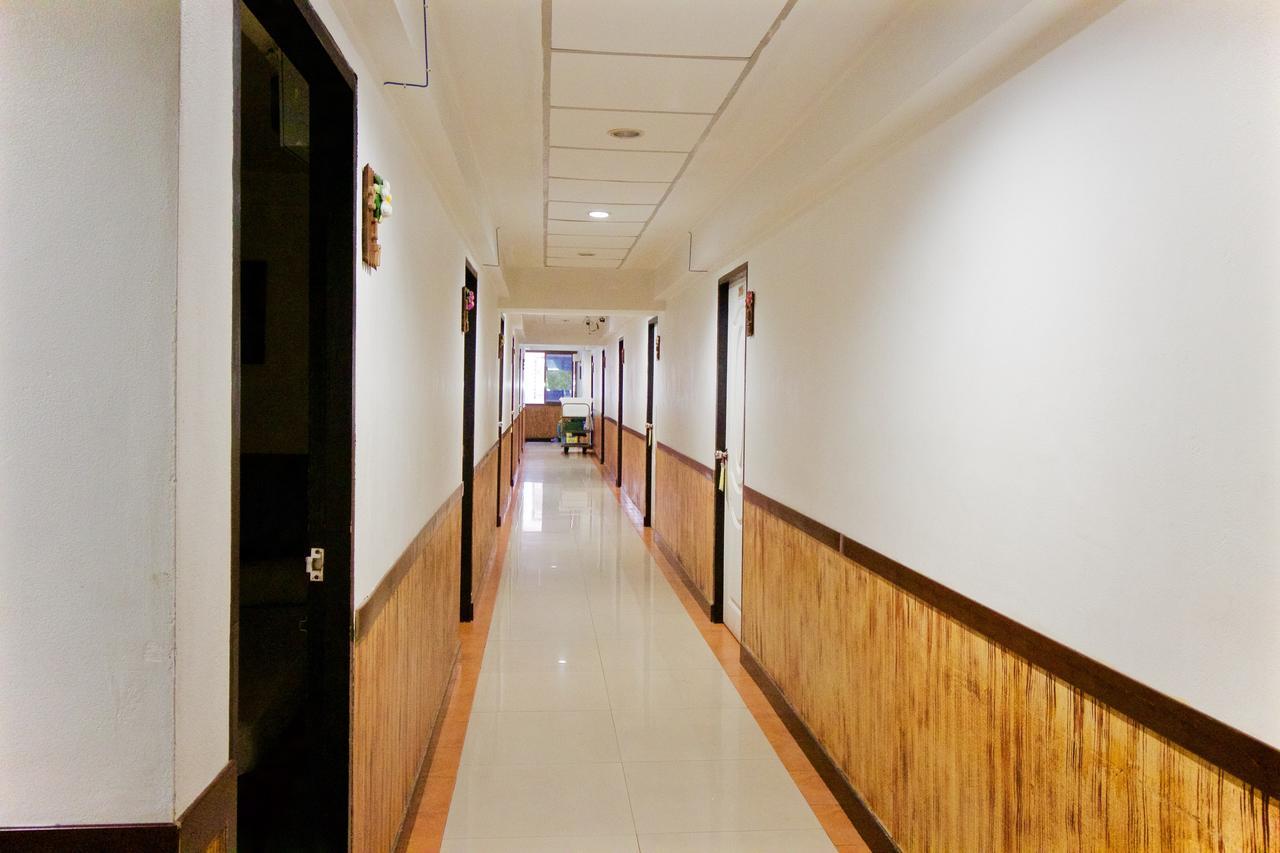 Kaya Place Bangkok Exterior photo